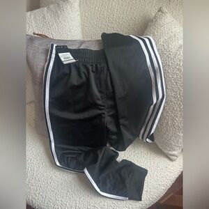 Adidas jogging pants NWT large 14/16